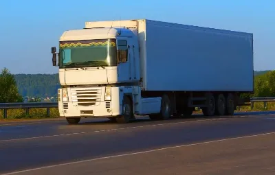 İzmir ile Çardak Arası Öğrenci Eşyası Taşıma